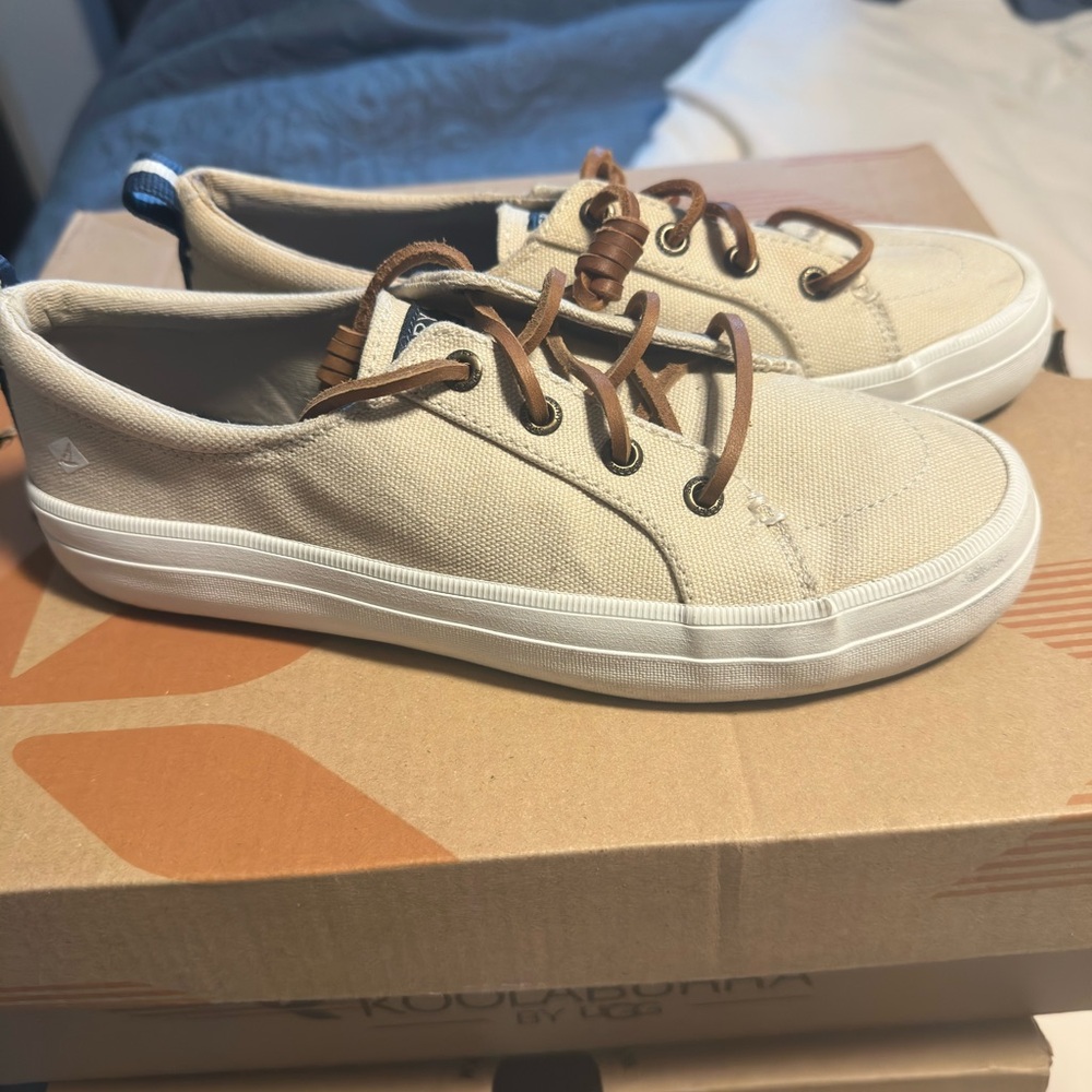 Sperry Women's Sneakers in Cream and Brown